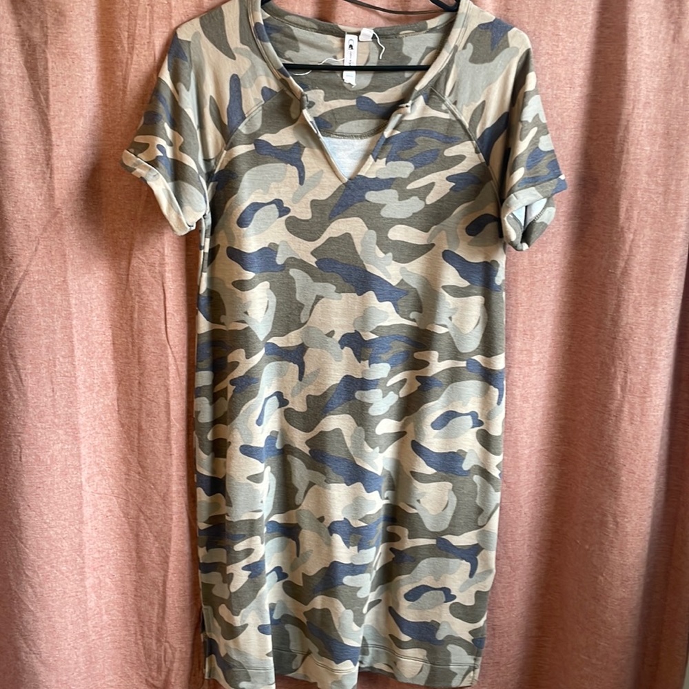 Cable & Gauge Camo Dress - perfect condition